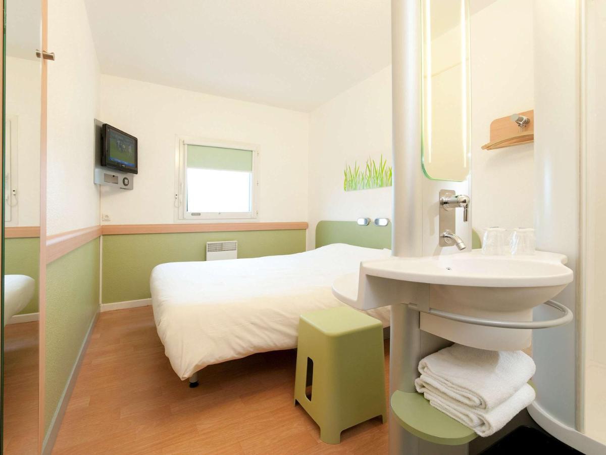 Ibis Budget Orleans Sud Comet Bagian luar foto